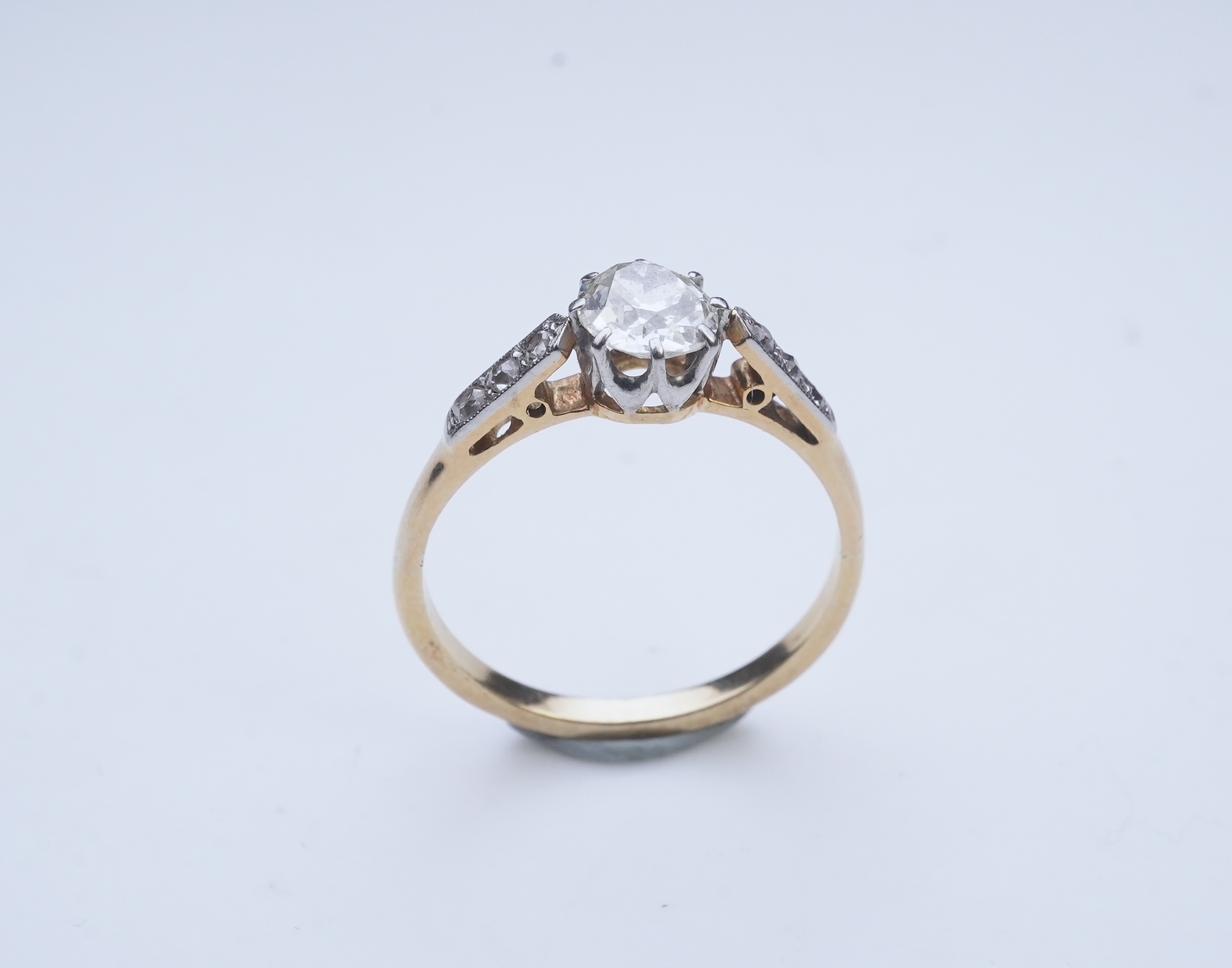 A diamond ring, early 20th century